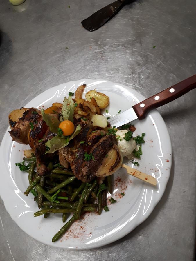 Zemmer Hotel Restaurant Denis מראה חיצוני תמונה