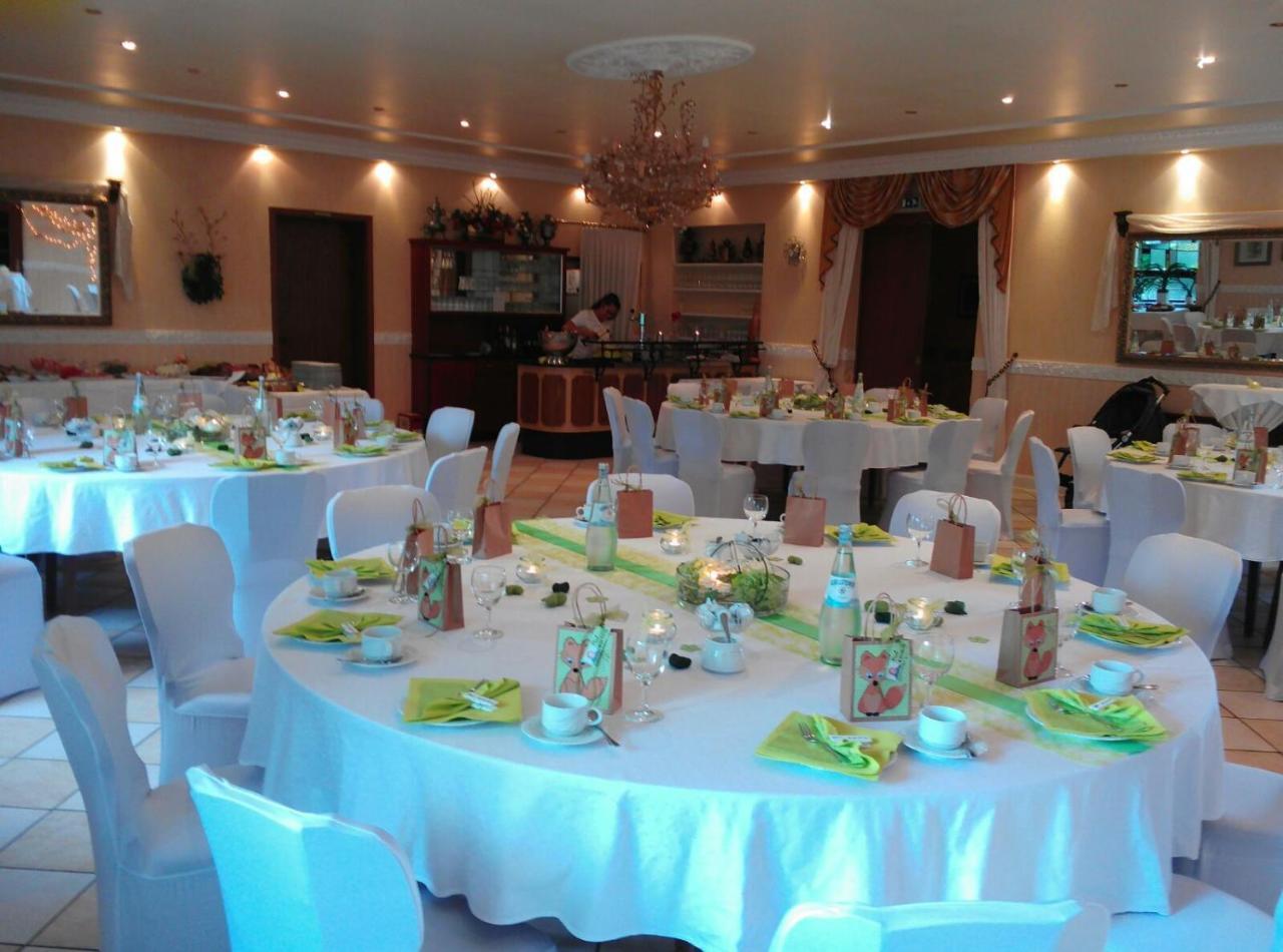 Zemmer Hotel Restaurant Denis מראה חיצוני תמונה