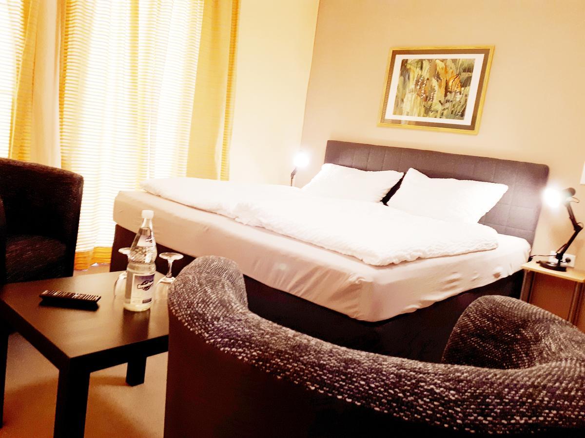 Zemmer Hotel Restaurant Denis מראה חיצוני תמונה